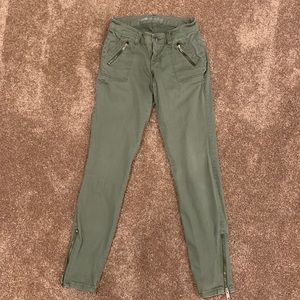 Old Navy Rockstar olive green skinny jeans
